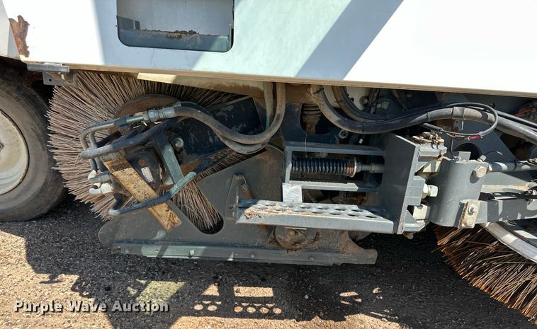 image for item NE9024 2007 Elgin Pelican  street sweeper truck