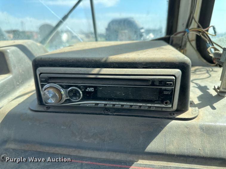 image for item NE9024 2007 Elgin Pelican  street sweeper truck