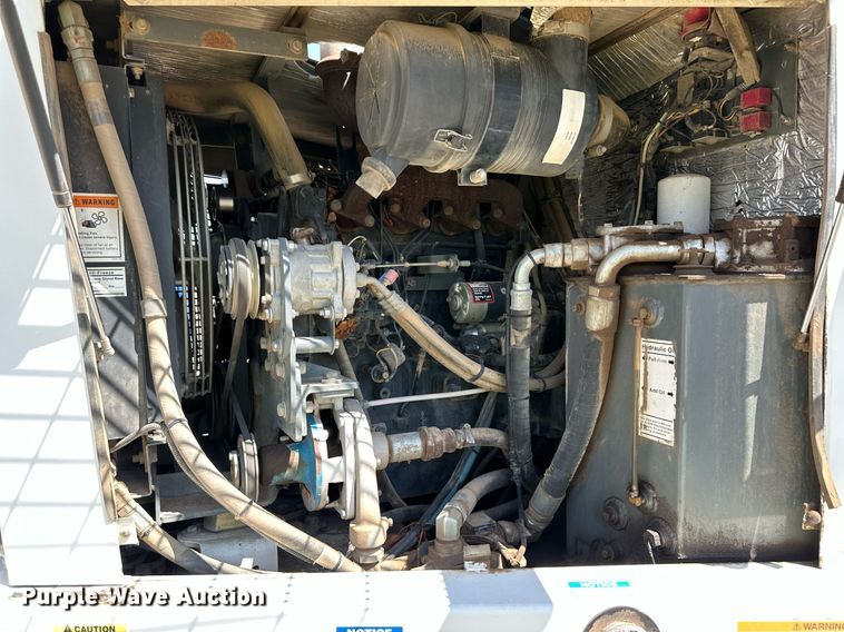 image for item NE9024 2007 Elgin Pelican  street sweeper truck