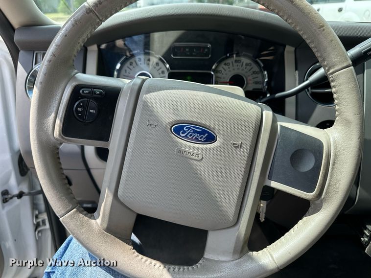 image for item NE9028 2014 Ford Expedition SUV