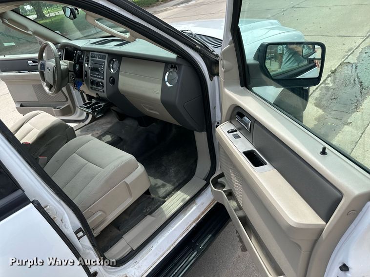 image for item NE9028 2014 Ford Expedition SUV