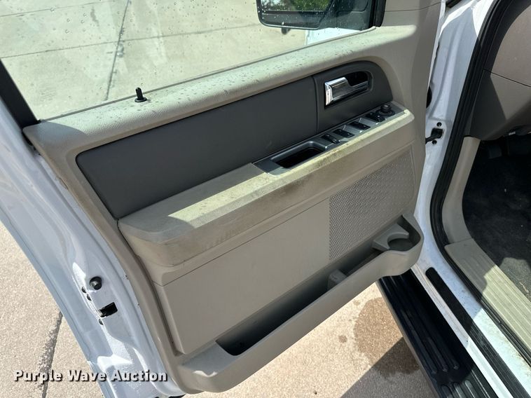 image for item NE9030 2010 Ford Expedition  SUV