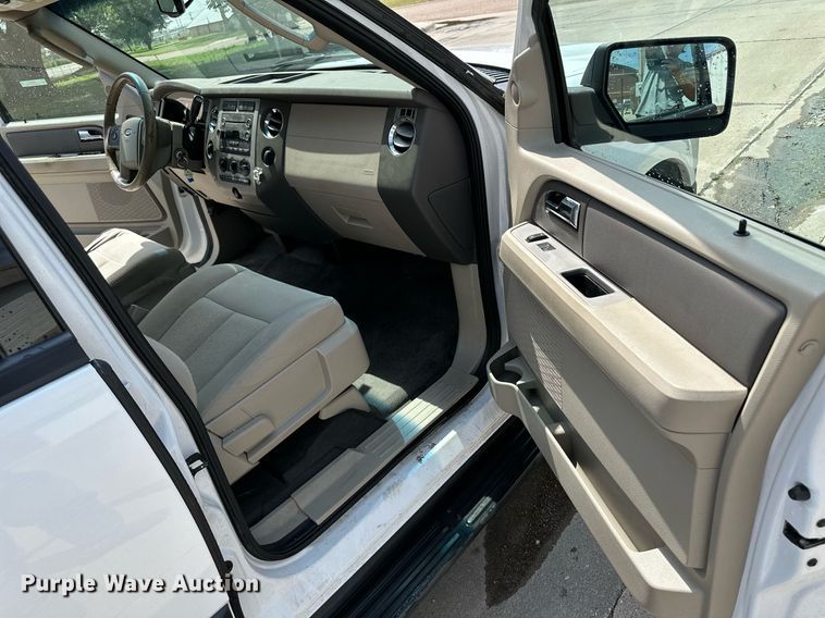 image for item NE9030 2010 Ford Expedition  SUV