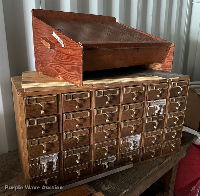 image for item NI9810 Office supplies