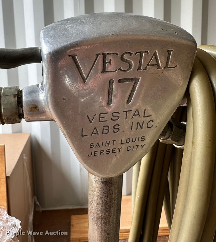 image for item NI9810 Office supplies