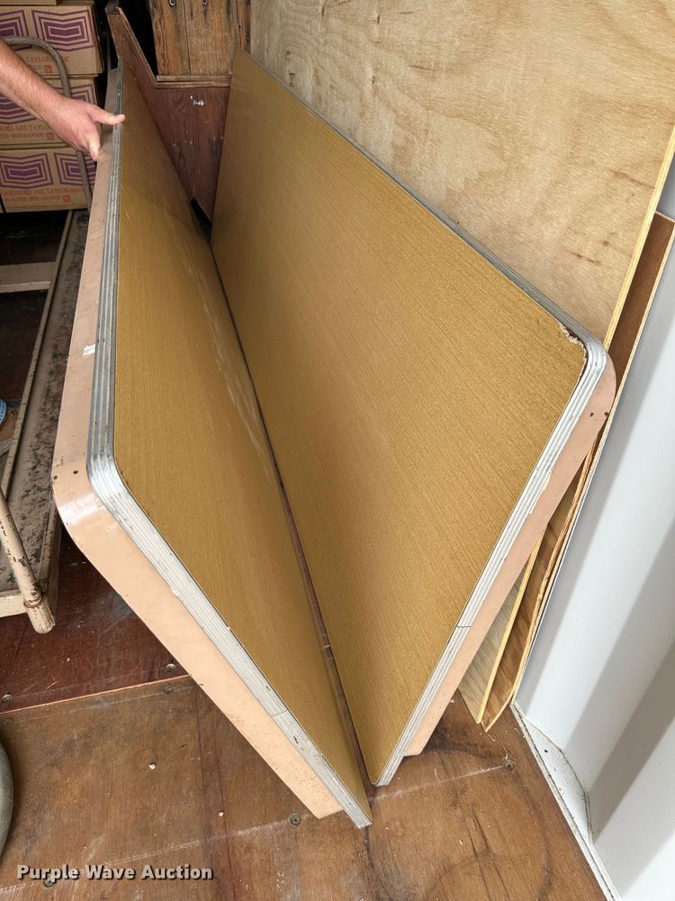 image for item NI9810 Office supplies