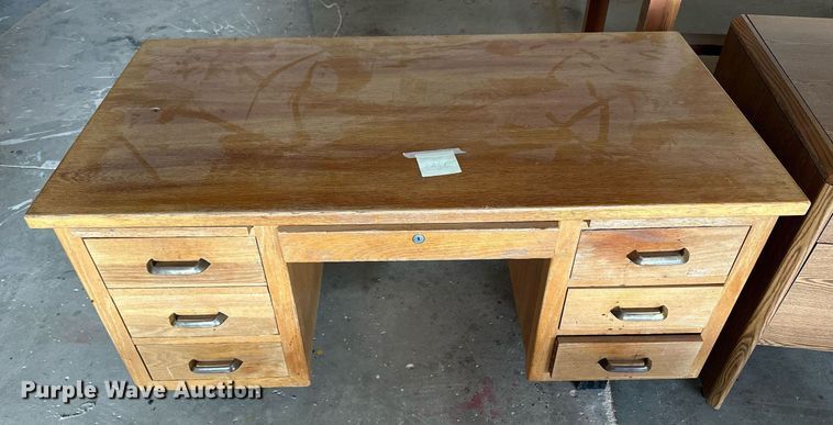 image for item NP9393 (5) desks