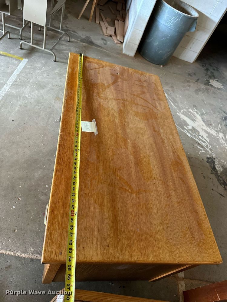 image for item NP9393 (5) desks