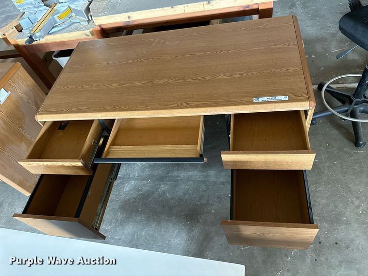 image for item NP9393 (5) desks