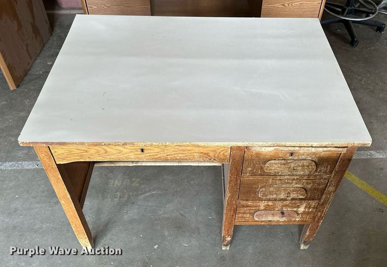 image for item NP9393 (5) desks