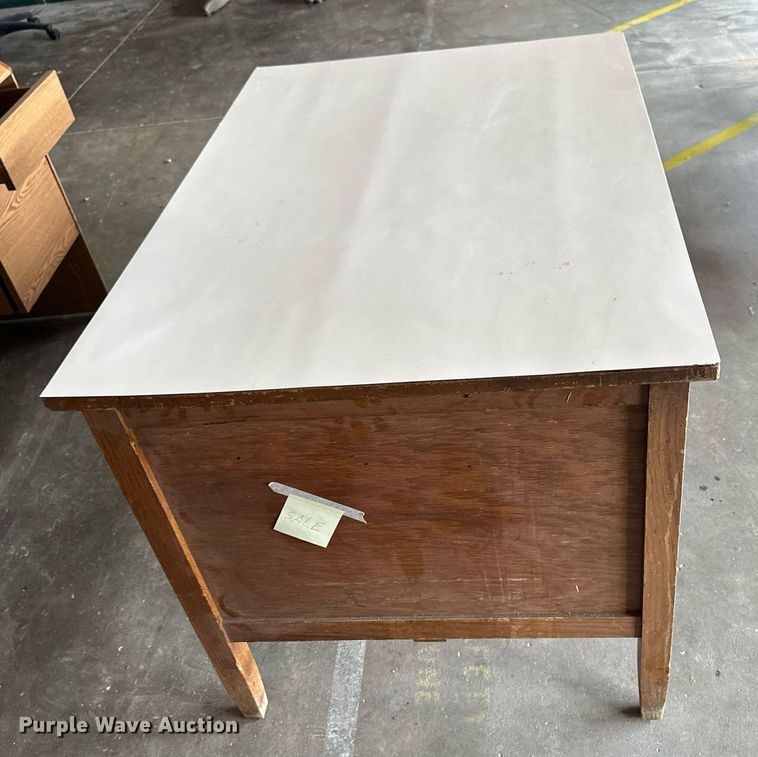 image for item NP9393 (5) desks