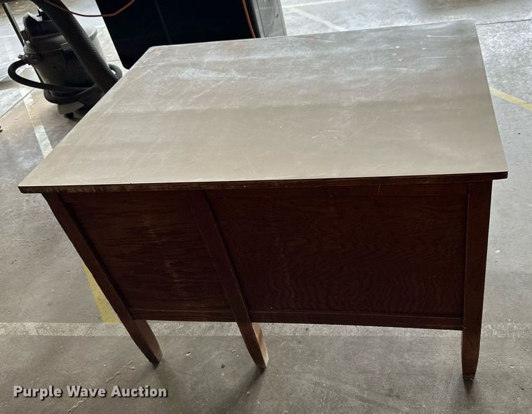 image for item NP9393 (5) desks