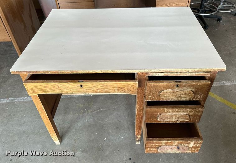 image for item NP9393 (5) desks