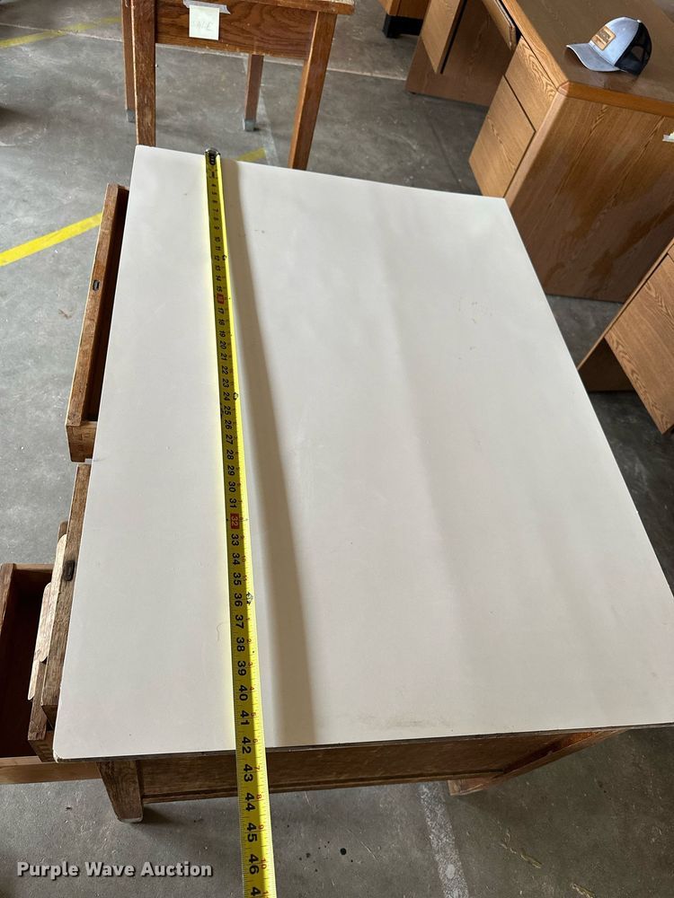 image for item NP9393 (5) desks