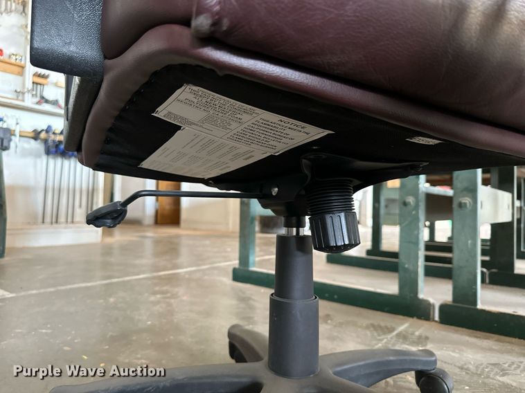 image for item NP9394 (6) chairs