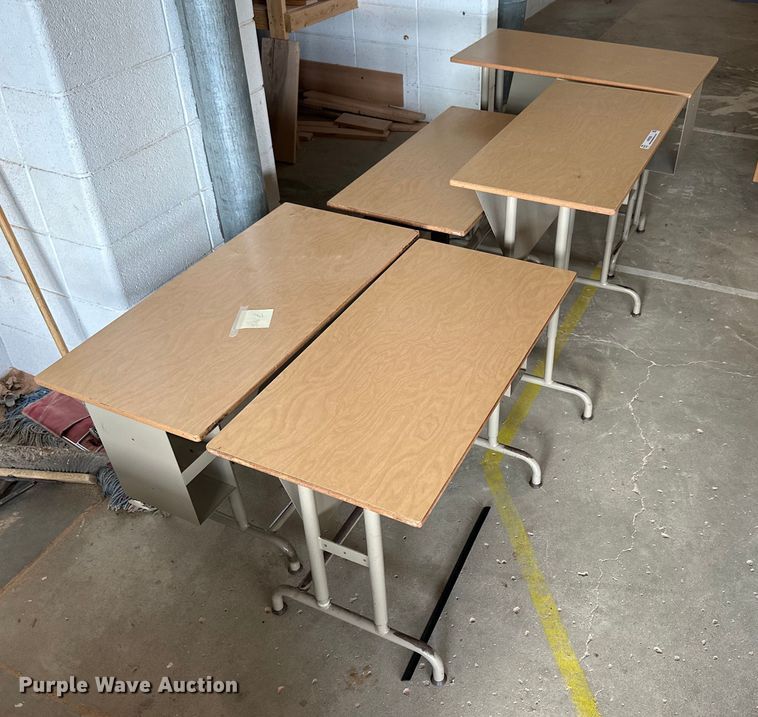 image for item NP9395 (5) desks