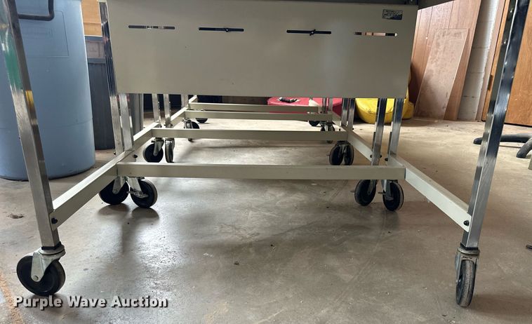 image for item NP9396 (4) desks