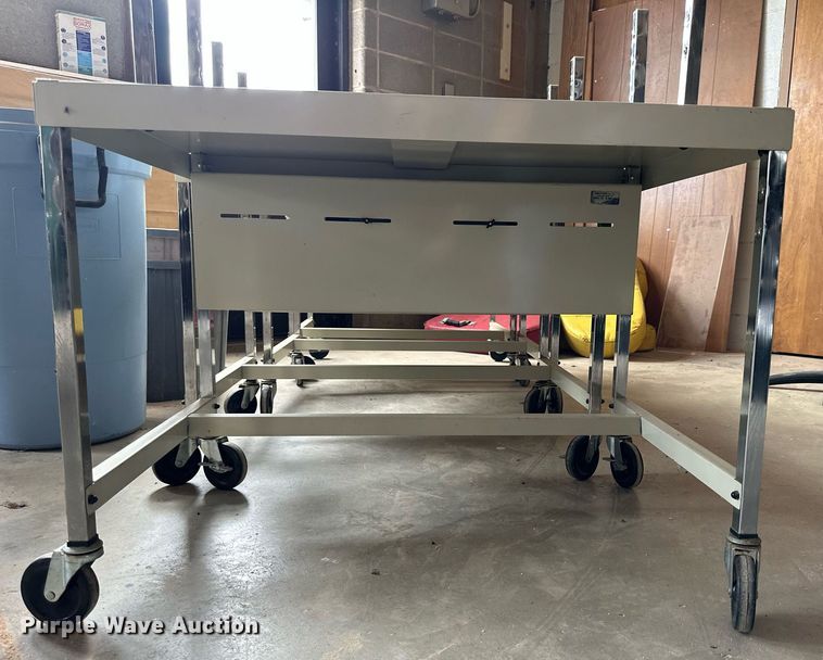 image for item NP9396 (4) desks