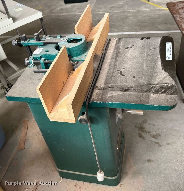 image for item NP9397 2006 Grizzly Industrial G1035  shaper