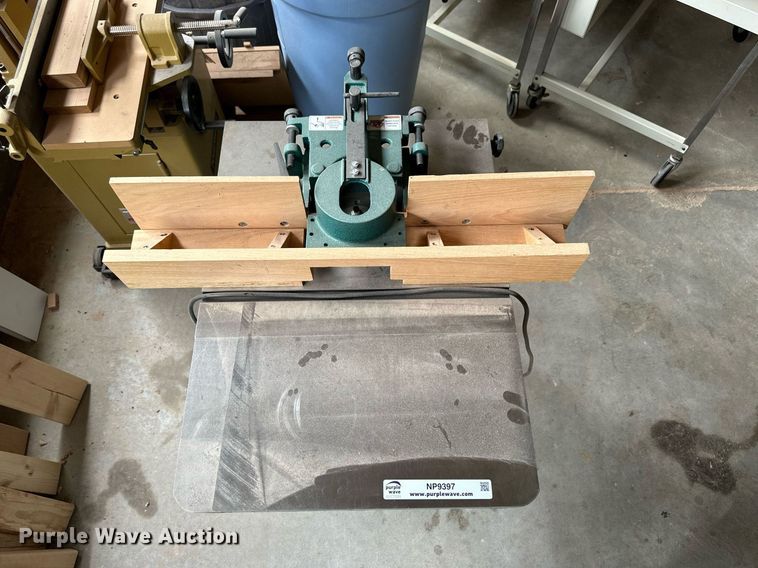 image for item NP9397 2006 Grizzly Industrial G1035  shaper