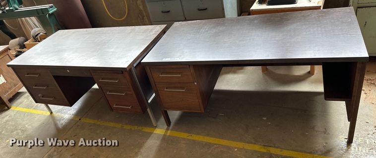 image for item NP9398 (2) desks