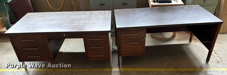 image for item NP9398 (2) desks