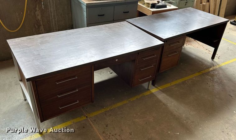 image for item NP9398 (2) desks