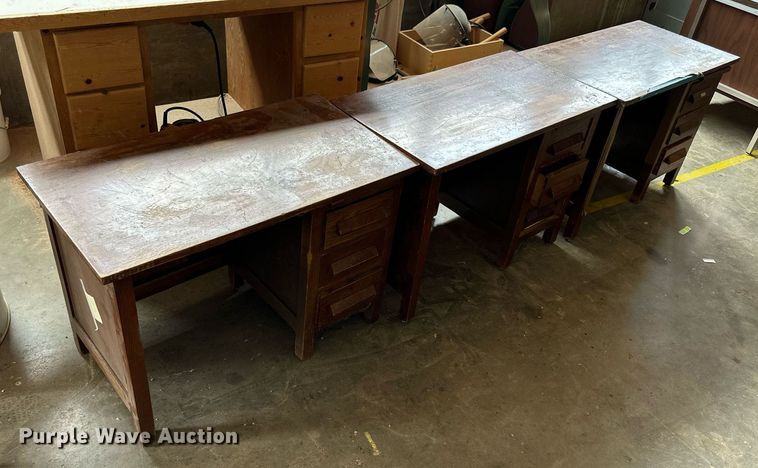 image for item NP9399 (3) desks