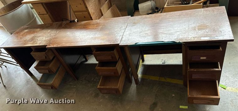 image for item NP9399 (3) desks