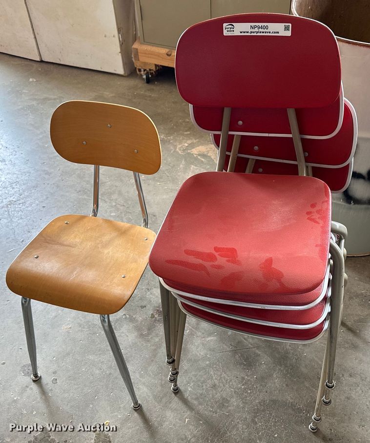 image for item NP9400 (5) chairs