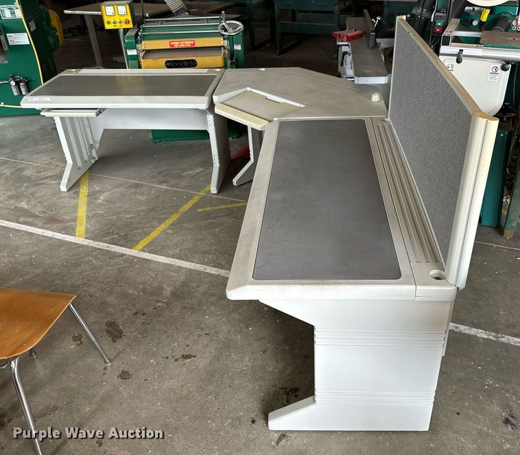 image for item NP9401 Desk