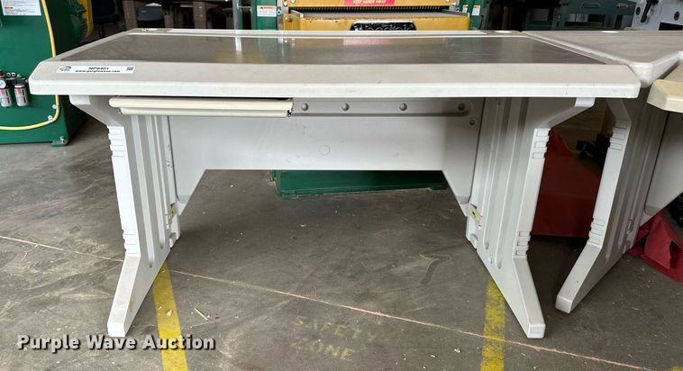 image for item NP9401 Desk