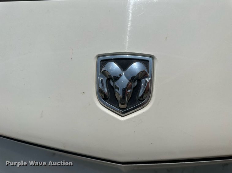 image for item NP9757 2010 Dodge Charger