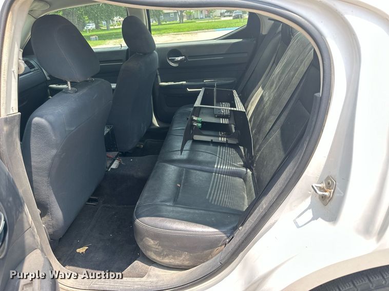 image for item NP9757 2010 Dodge Charger