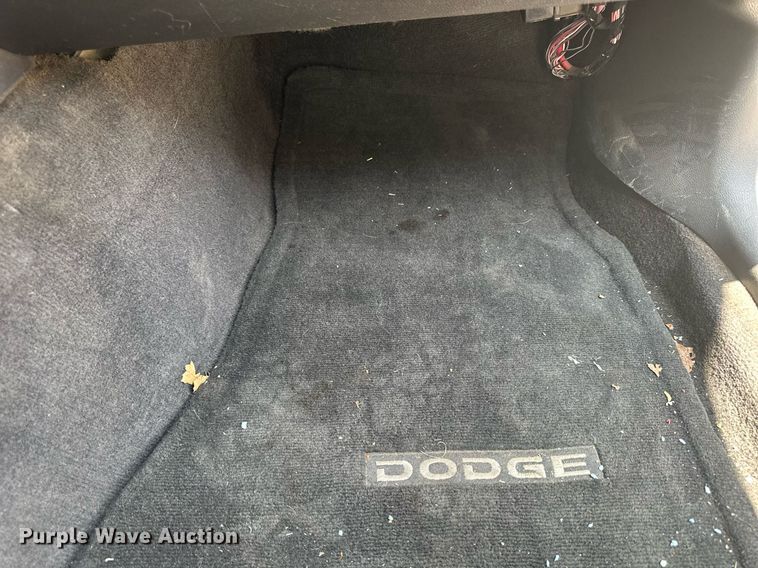 image for item NP9757 2010 Dodge Charger