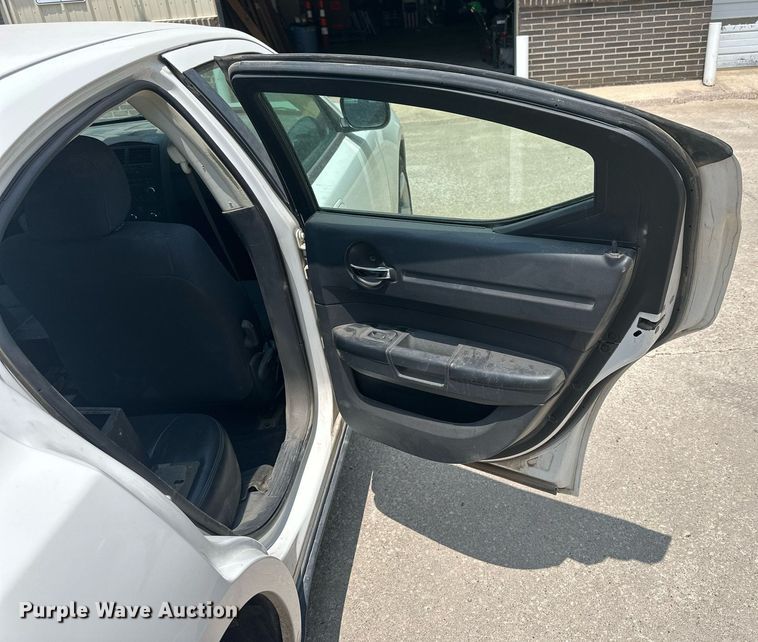 image for item NP9757 2010 Dodge Charger