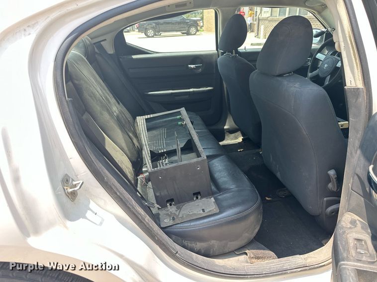 image for item NP9757 2010 Dodge Charger