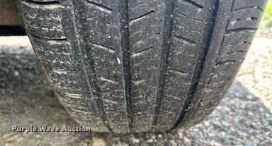 image for item NP9758 2000 Chrysler Town & Country  van