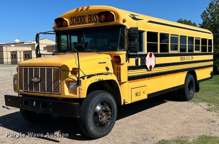 image for item NP9760 1998 Blue Bird  school bus