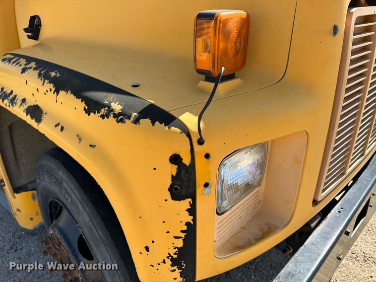 image for item NP9760 1998 Blue Bird  school bus