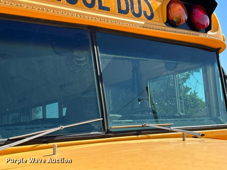 image for item NP9760 1998 Blue Bird  school bus
