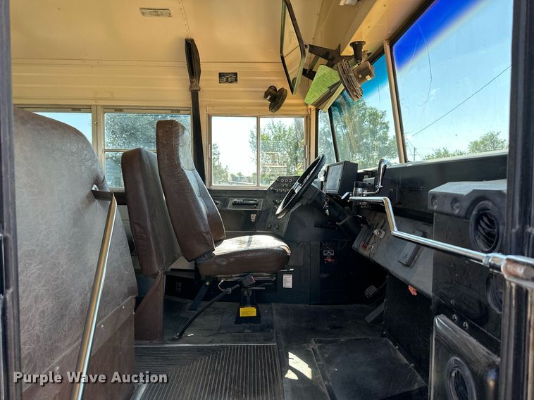 image for item NP9760 1998 Blue Bird  school bus