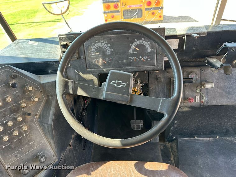 image for item NP9760 1998 Blue Bird  school bus