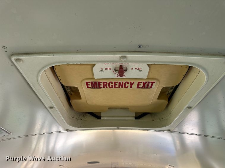 image for item NP9760 1998 Blue Bird  school bus