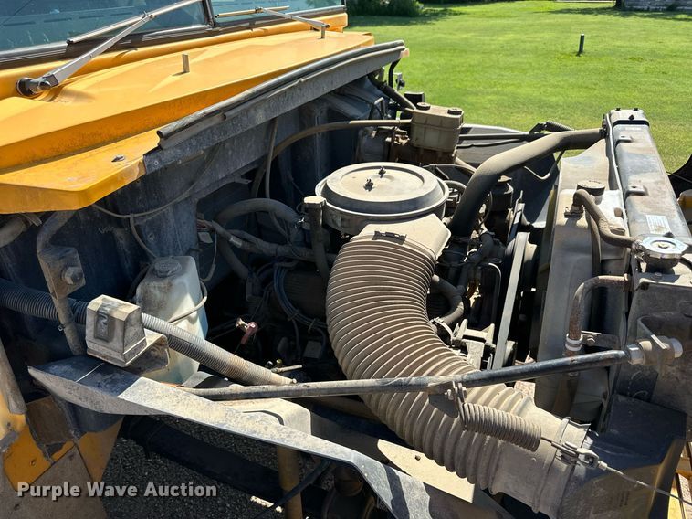 image for item NP9760 1998 Blue Bird  school bus