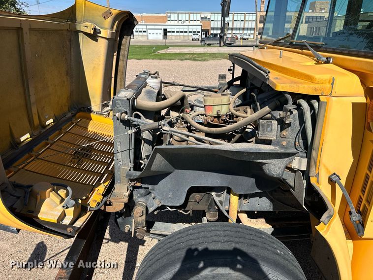 image for item NP9760 1998 Blue Bird  school bus