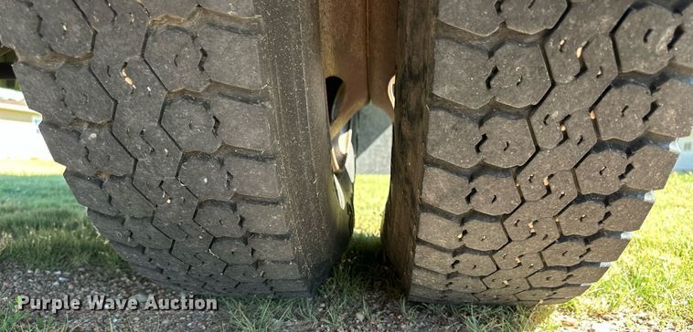 image for item NP9760 1998 Blue Bird  school bus