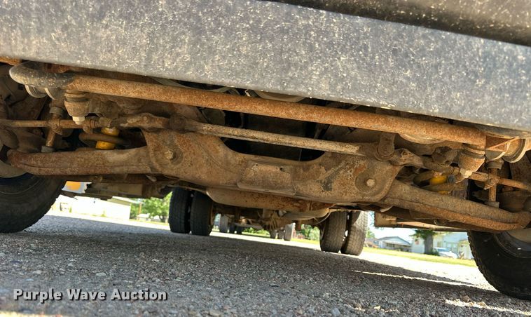 image for item NP9761 2001 Thomas  school bus