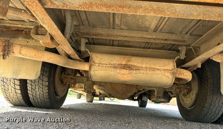 image for item NP9761 2001 Thomas  school bus