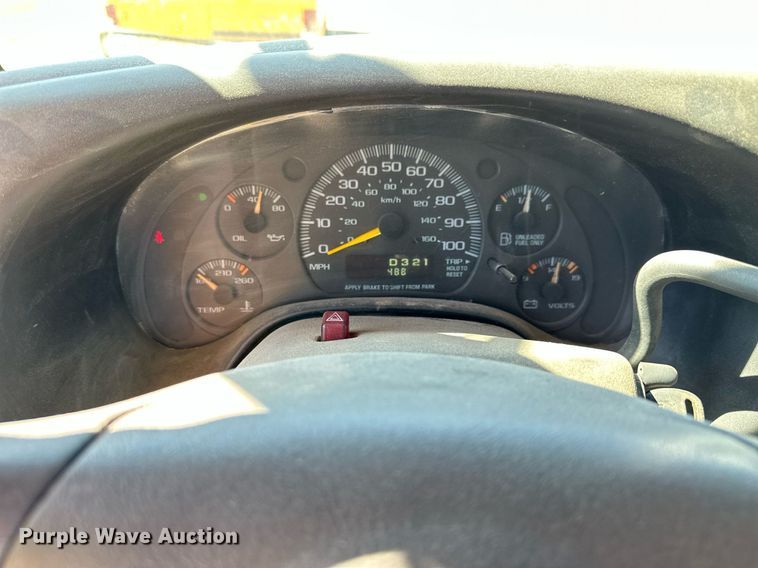 image for item NP9761 2001 Thomas  school bus